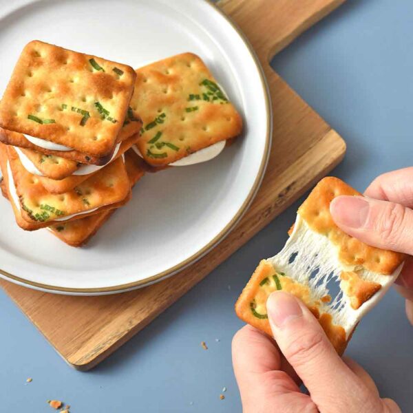 香蔥牛軋餅 / Scallion Nougat Cracker - Image 2